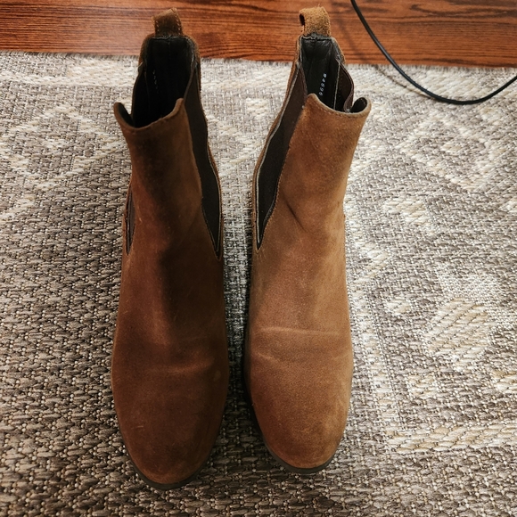 Thursday Boot Company duchess suede ankle boots 6.5 - Picture 5 of 9